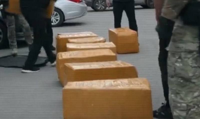 270 келі есірткі мен тапанша тәркіленді